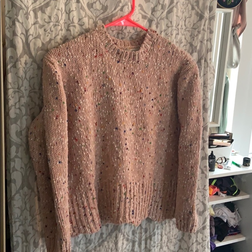 Pink Colorful Sweater with Scalloped Bottom